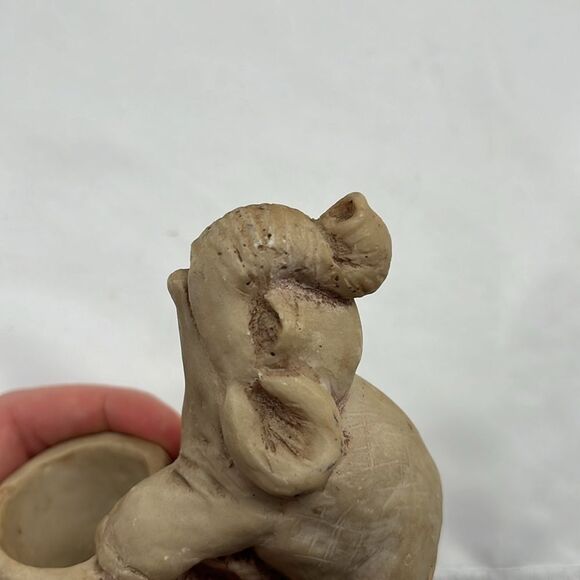Rare Elephant Raising Trunk Figurine with Basket - Picture 6 of 9